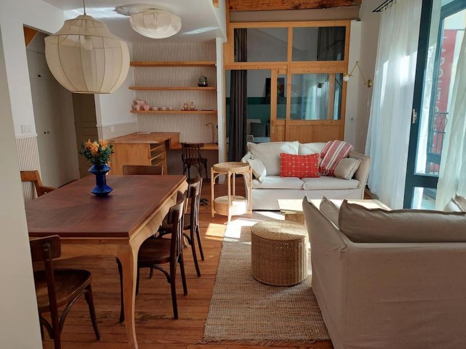Magnifique Appartement Le Nid Des Thermes 바네르드비고르 외부 사진