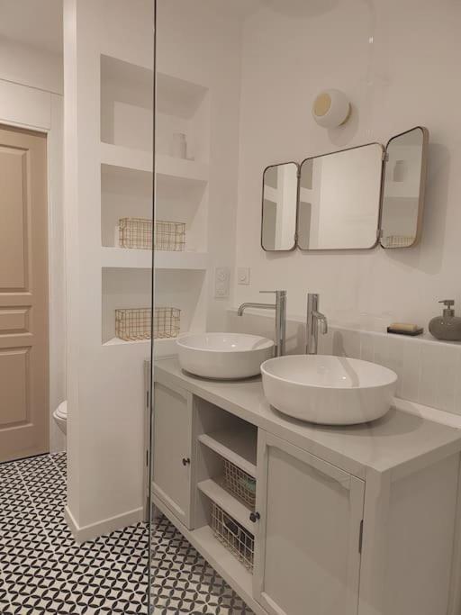 Magnifique Appartement Le Nid Des Thermes 바네르드비고르 외부 사진